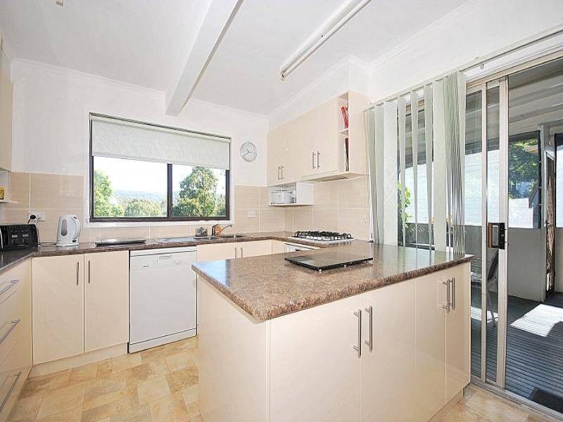 5 Barree Avenue, Narara NSW 2250