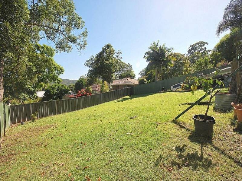 5 Barree Avenue, Narara NSW 2250