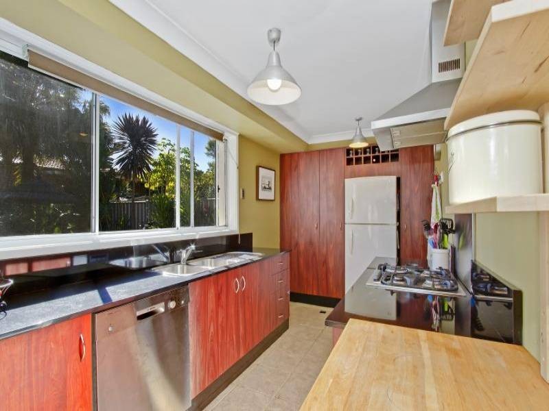 16 Whitehead Close, Kariong NSW 2250