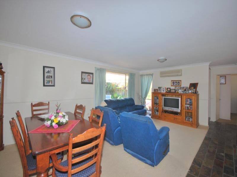 20 Donna Close, Lisarow NSW 2250