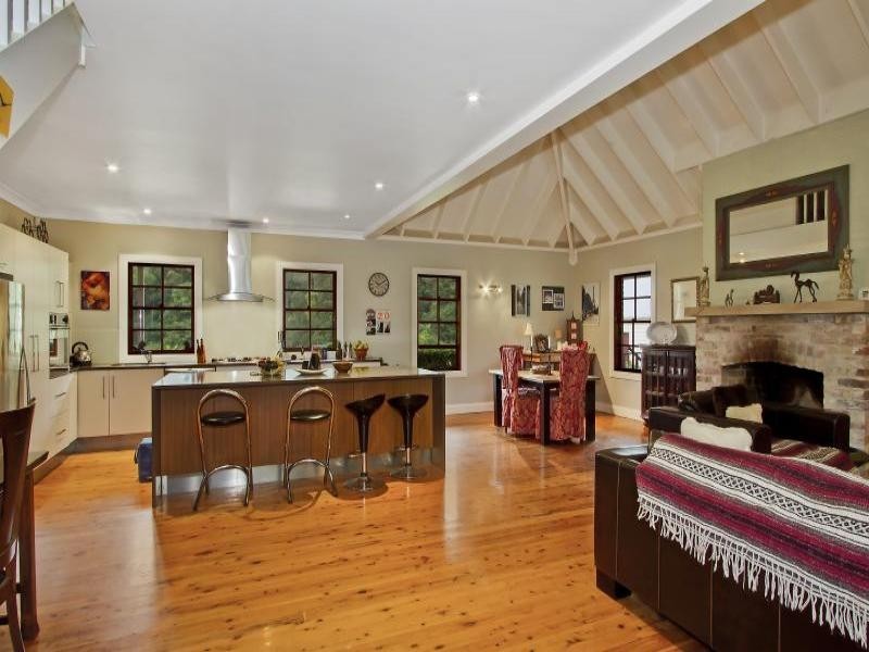 15 Shirley Street, Ourimbah NSW 2258