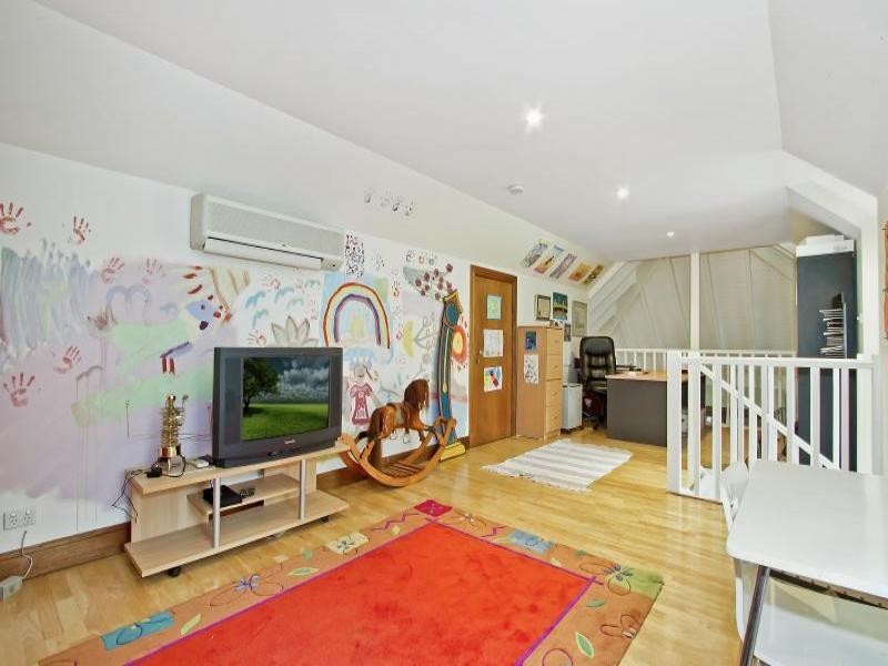 15 Shirley Street, Ourimbah NSW 2258