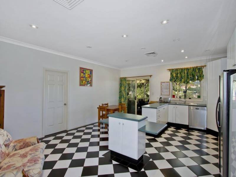 40 Woodview Avenue, Lisarow NSW 2250