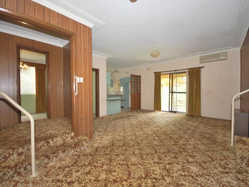 73 The Ridgeway, Lisarow NSW 2250