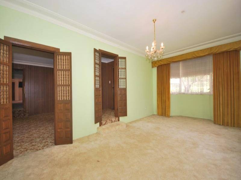 73 The Ridgeway, Lisarow NSW 2250