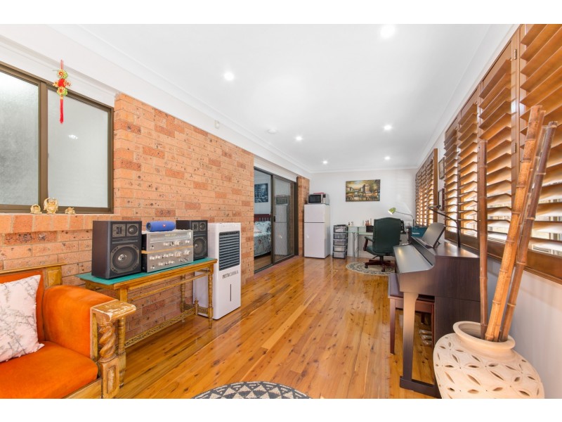 7 Maya Street, Wyoming NSW 2250