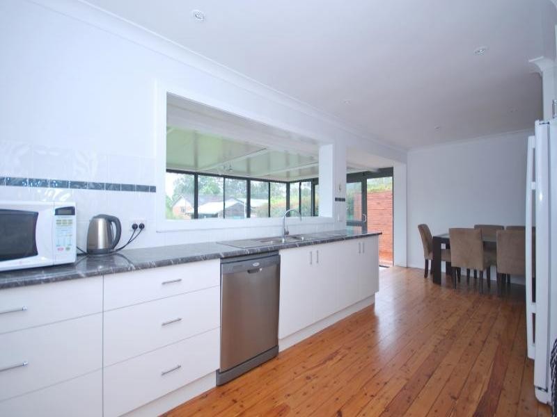 10 Narooma Road, Niagara Park NSW 2250