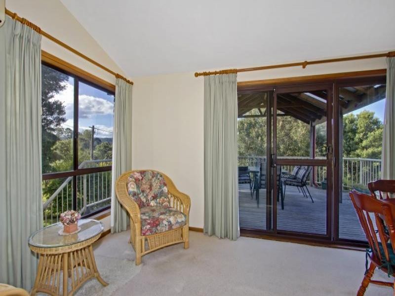 20 Treeline Close, Narara NSW 2250