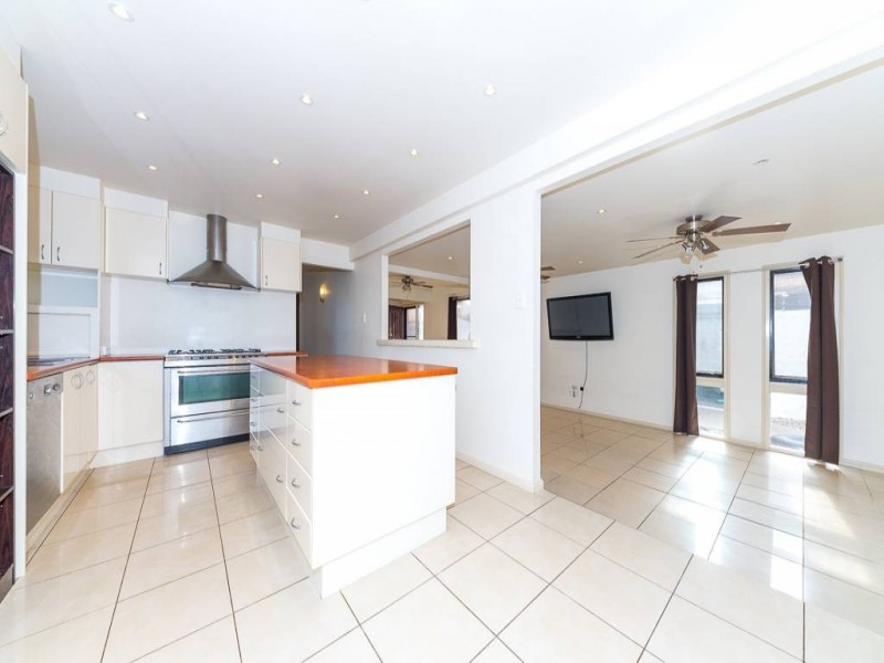 99 Beaumont Avenue, Wyoming NSW 2250