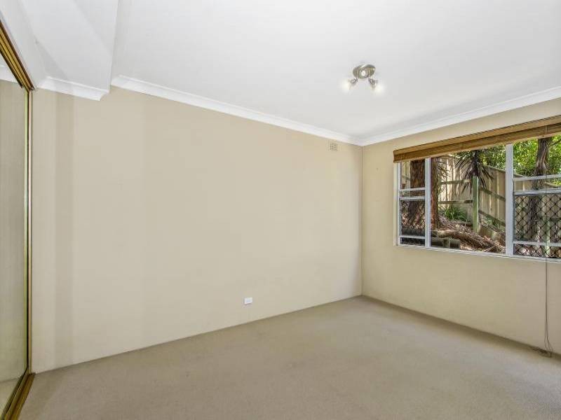 4/100 John Whiteway Drive, Gosford NSW 2250