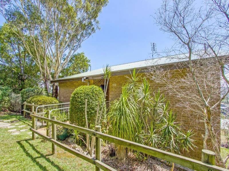 4/100 John Whiteway Drive, Gosford NSW 2250