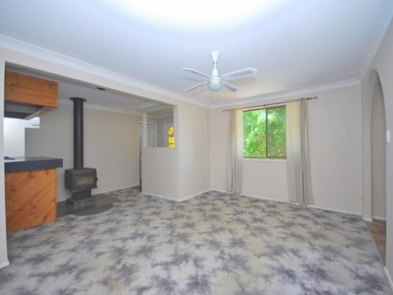 8 Barkala Street, Lisarow NSW 2250