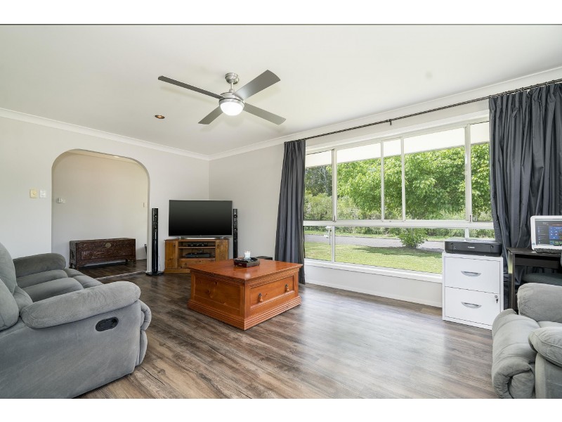 27 Koninderie Pde, Narara NSW 2250