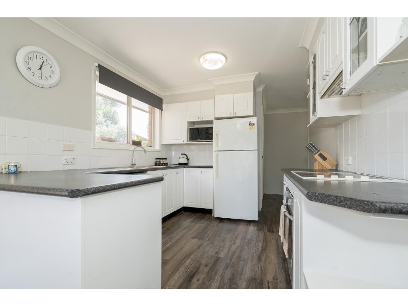 27 Koninderie Pde, Narara NSW 2250