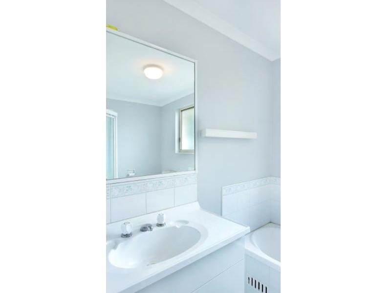 15/145 Faunce Street, Gosford NSW 2250