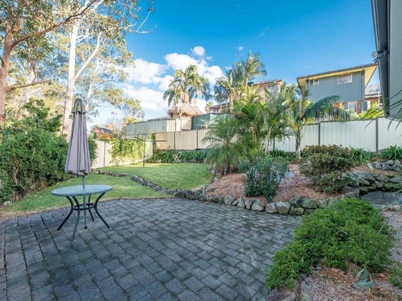 6 Liana Close, Narara NSW 2250