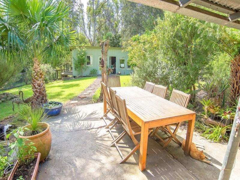 156 The Ridgeway, Lisarow NSW 2250