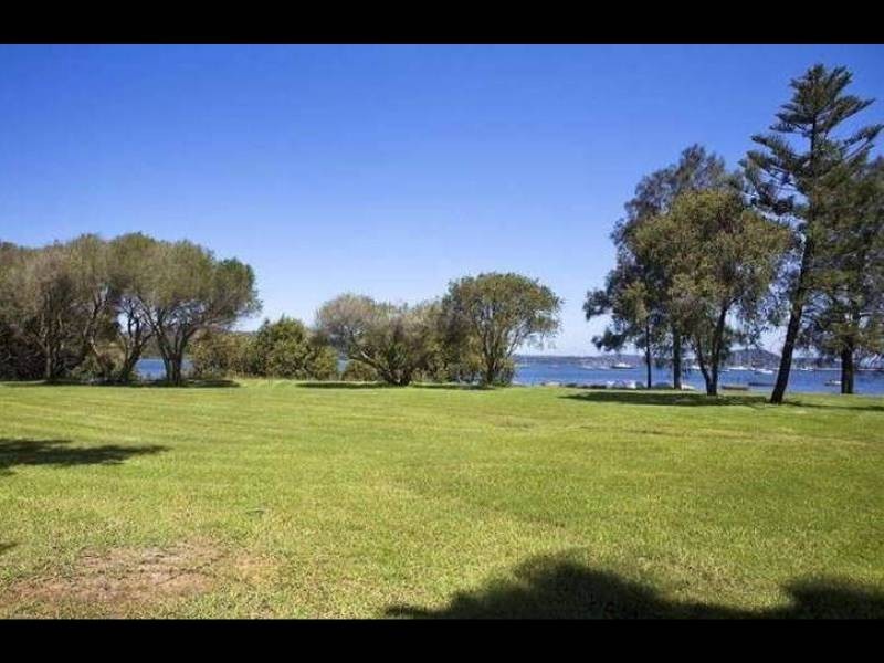 1 Frederick Street, East Gosford NSW 2250