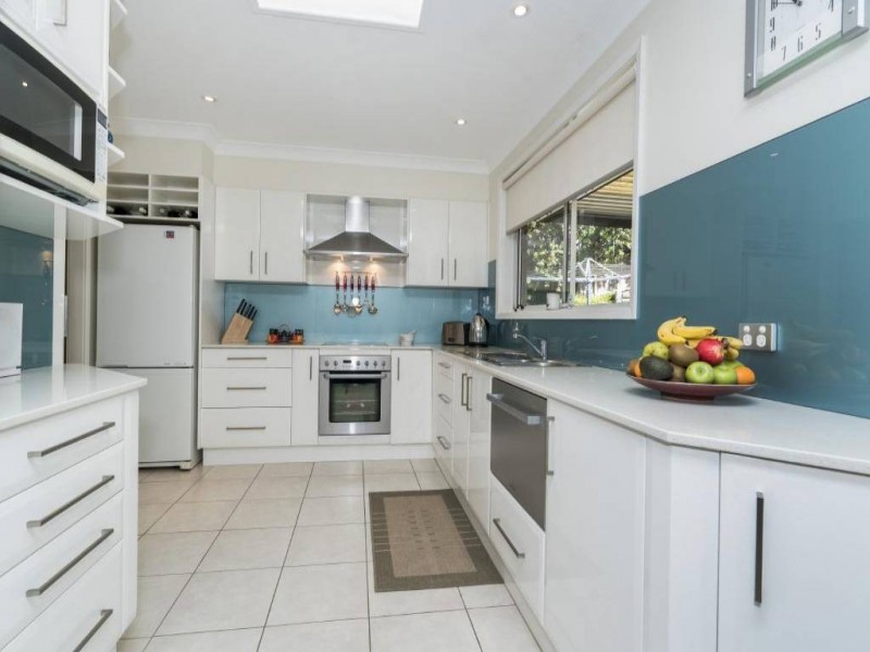 90 Gilda Drive, Narara NSW 2250