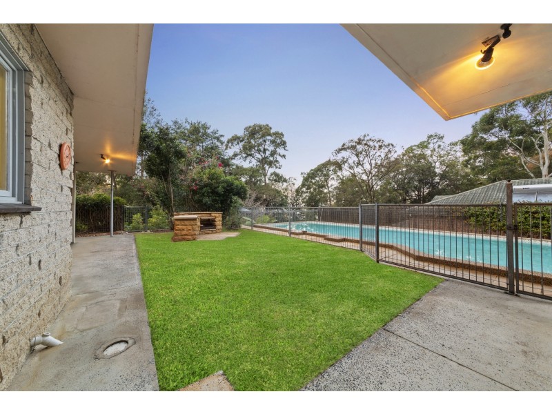 34 Scott Street, Point Clare NSW 2250