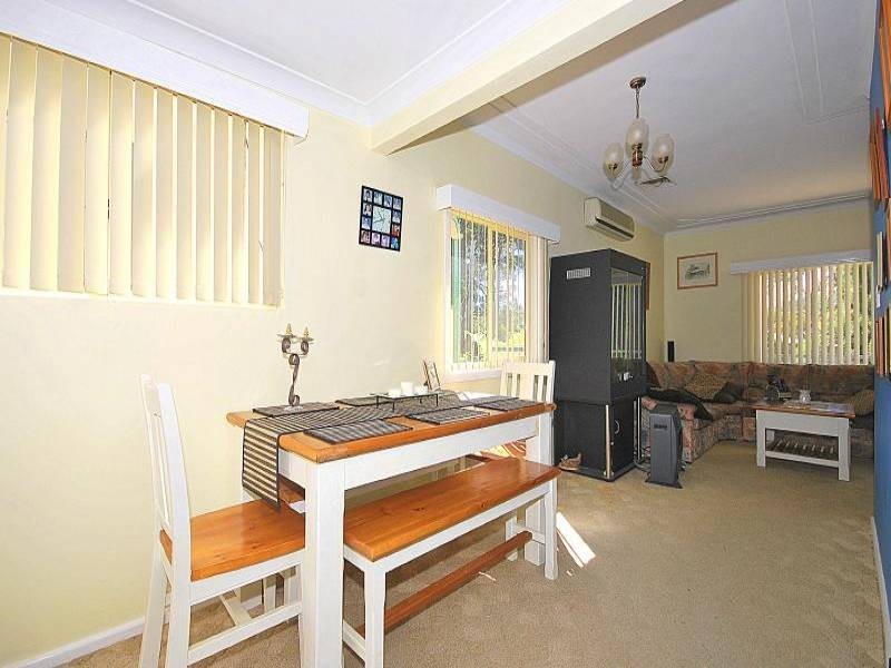 2A Jaques Street, Ourimbah NSW 2258