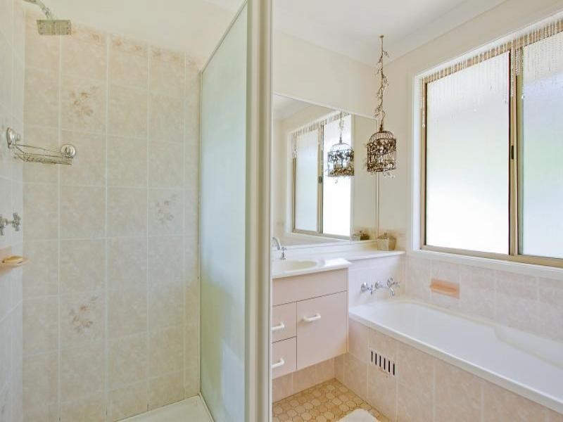 60 Coachwood Drive, Ourimbah NSW 2258