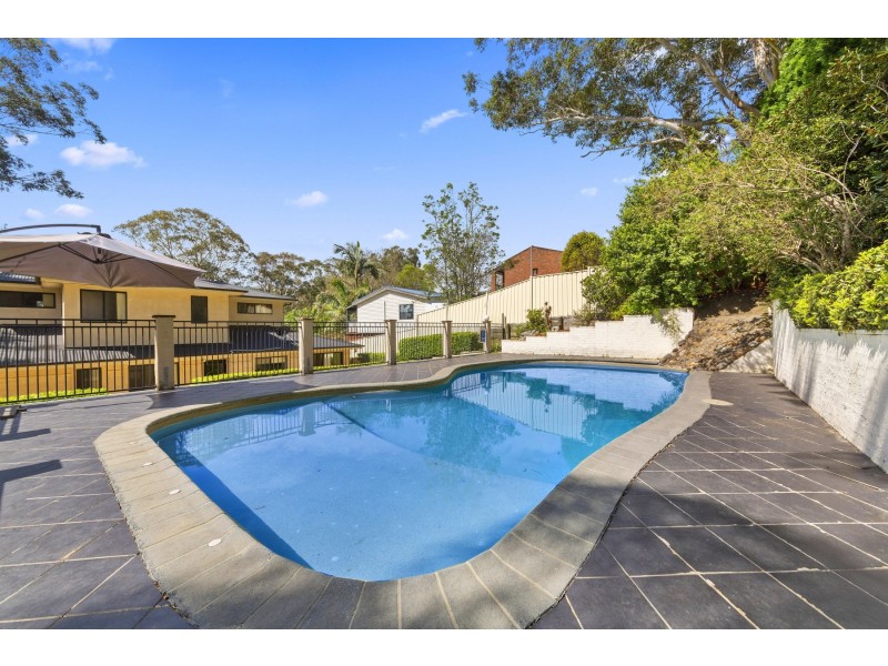 32 Berrys Head Road, Wyoming NSW 2250