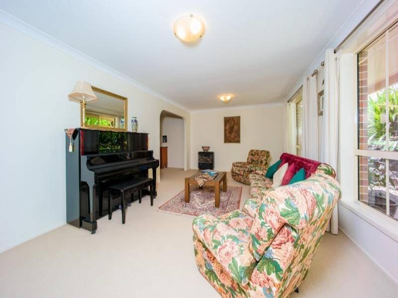35 Walmsley Road, Ourimbah NSW 2258