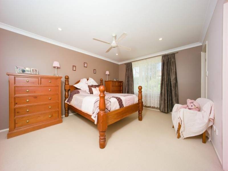 35 Walmsley Road, Ourimbah NSW 2258
