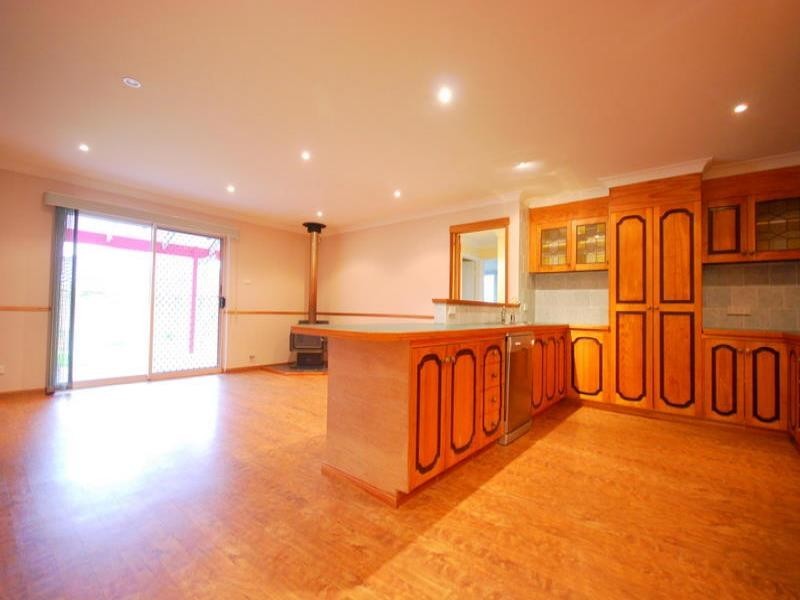 35 Brittany Crescent, Kariong NSW 2250