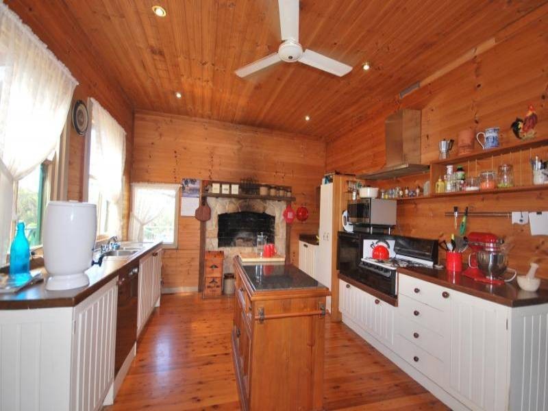 122 Lillicrapps Road, Mangrove Mountain NSW 2250