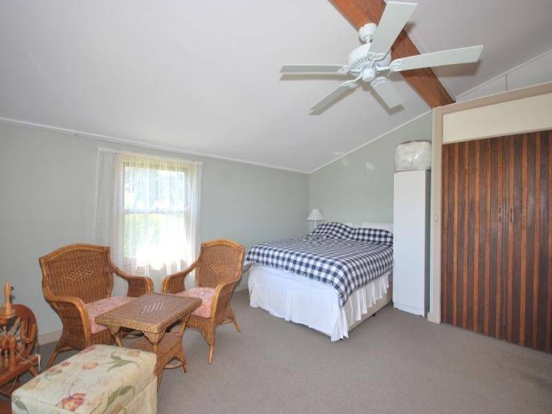 122 Lillicrapps Road, Mangrove Mountain NSW 2250