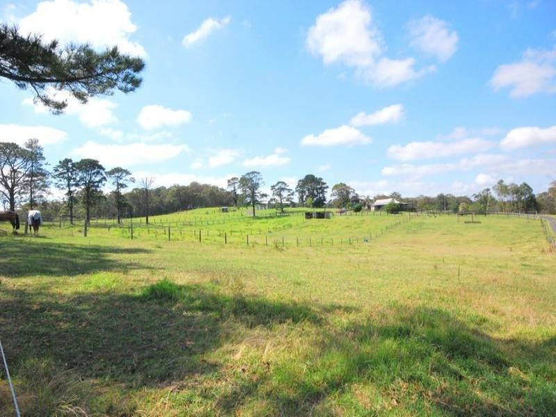 122 Lillicrapps Road, Mangrove Mountain NSW 2250