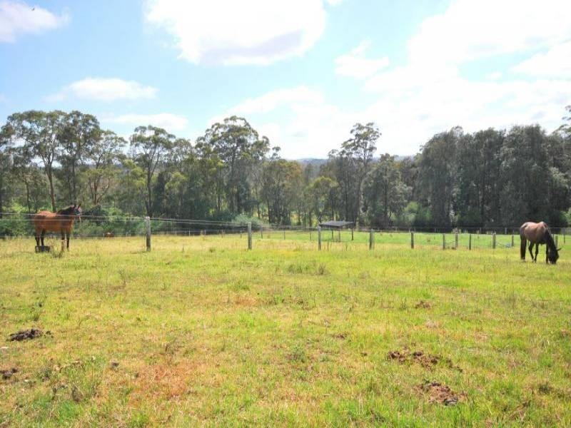 122 Lillicrapps Road, Mangrove Mountain NSW 2250