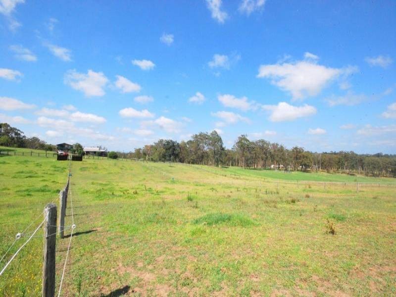 122 Lillicrapps Road, Mangrove Mountain NSW 2250