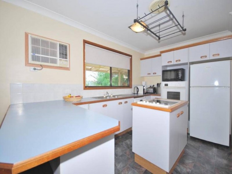 20 Macgregor Street, Wyoming NSW 2250