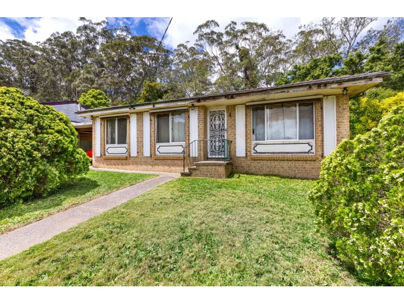 6 Elkhorn Close, Wyoming NSW 2250