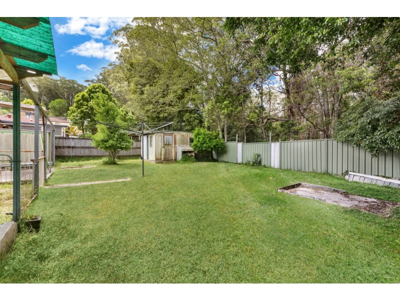 6 Elkhorn Close, Wyoming NSW 2250