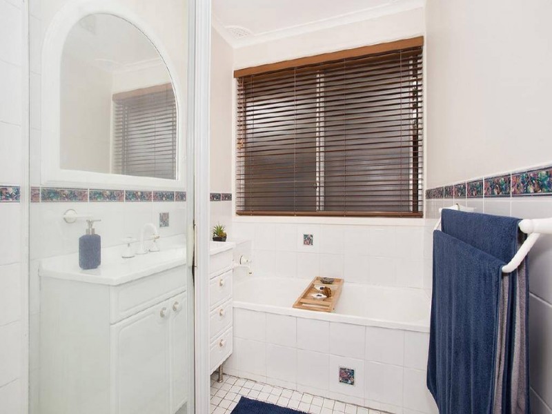 6 Woodside Terrace, Narara NSW 2250