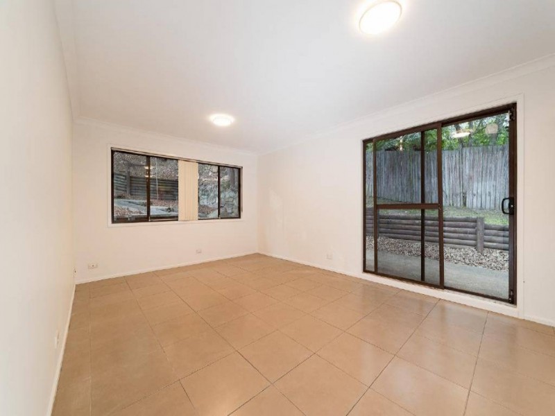 15 Algwen Road, North Gosford NSW 2250
