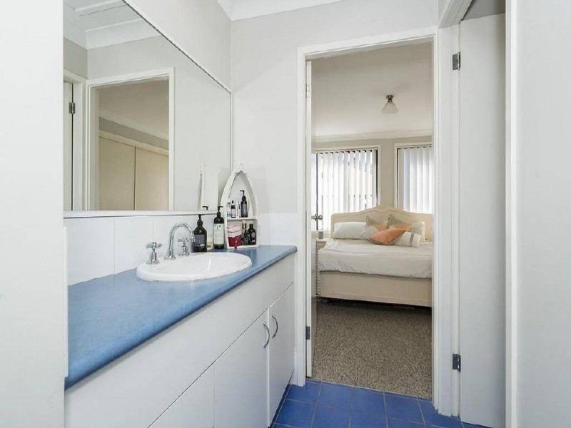 6/7 King Street, Ourimbah NSW 2258