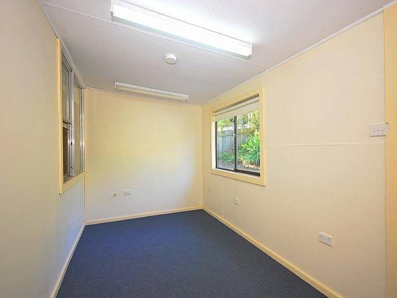 19 Day Street, Wyoming NSW 2250