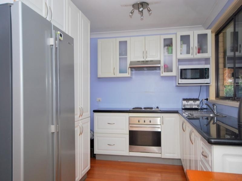 32 Rainforest Street, Wyoming NSW 2250