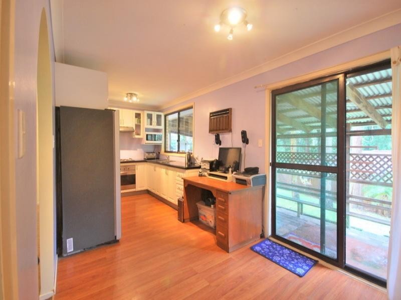 32 Rainforest Street, Wyoming NSW 2250