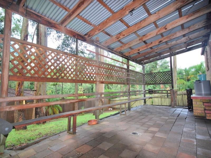 32 Rainforest Street, Wyoming NSW 2250