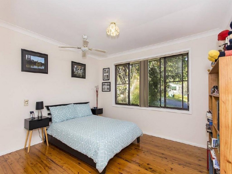 3 Pangari Close, Wyoming NSW 2250