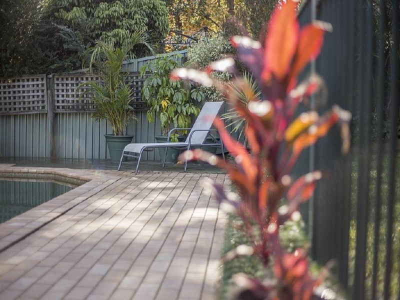3 Pangari Close, Wyoming NSW 2250