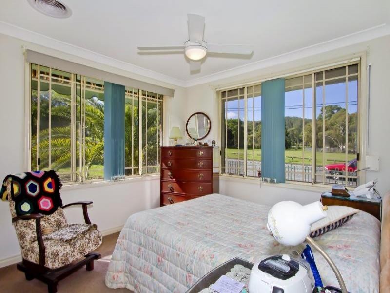 1/31 Cary Street, Wyoming NSW 2250