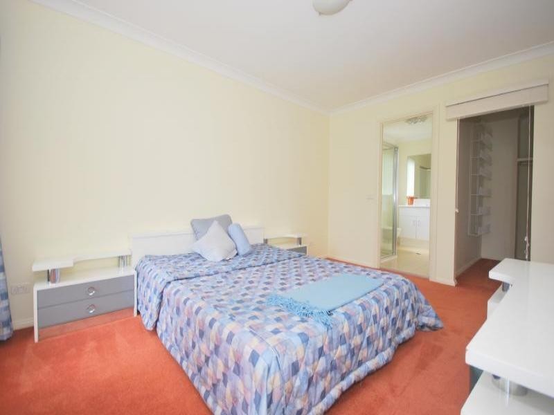 2 Rowena Road, Narara NSW 2250