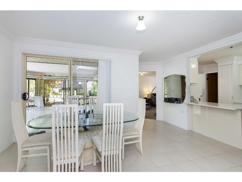 34 Quarterhorse Parade, Wadalba NSW 2259